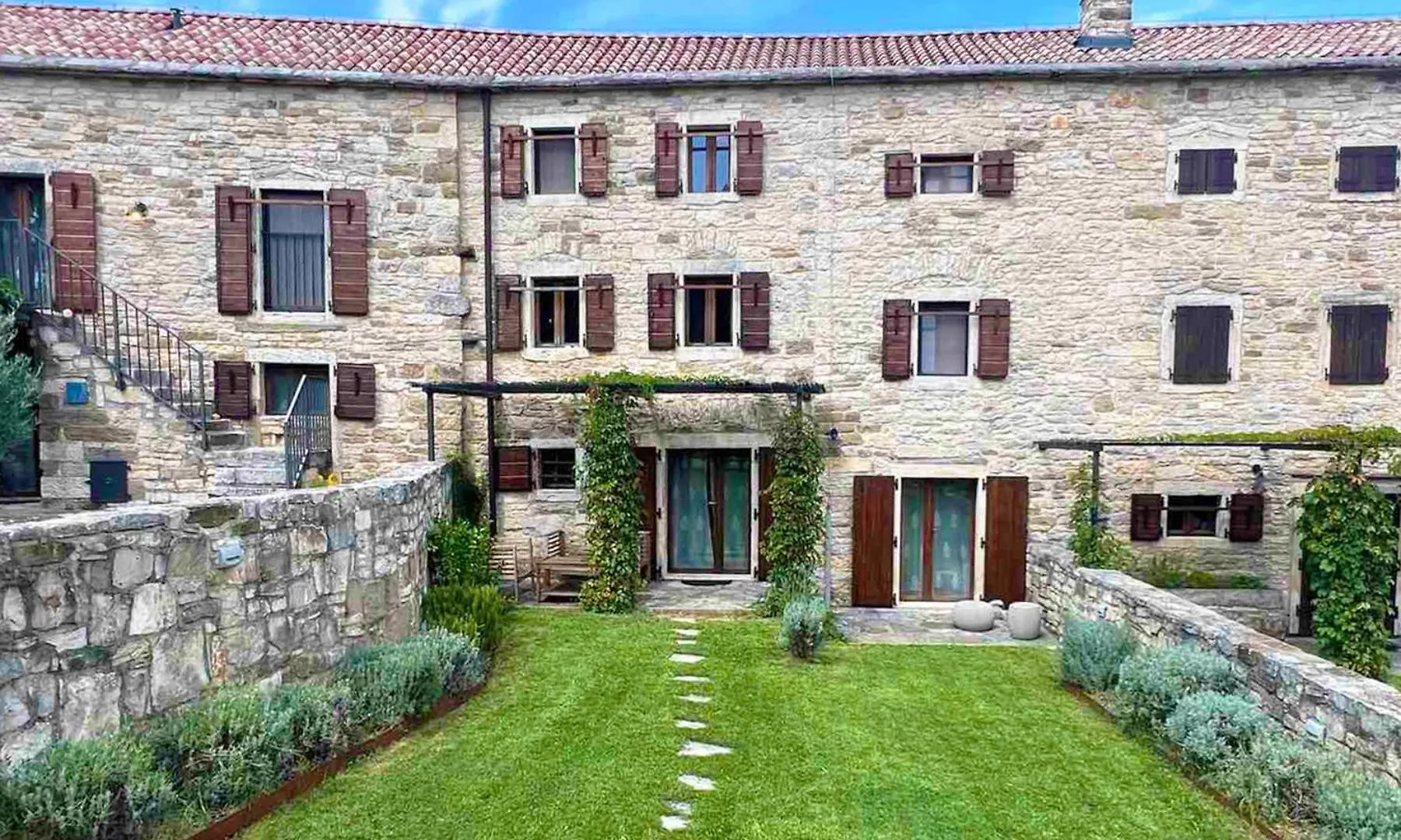 Villas Martincici With Large Pool Grožnjan Kroatië